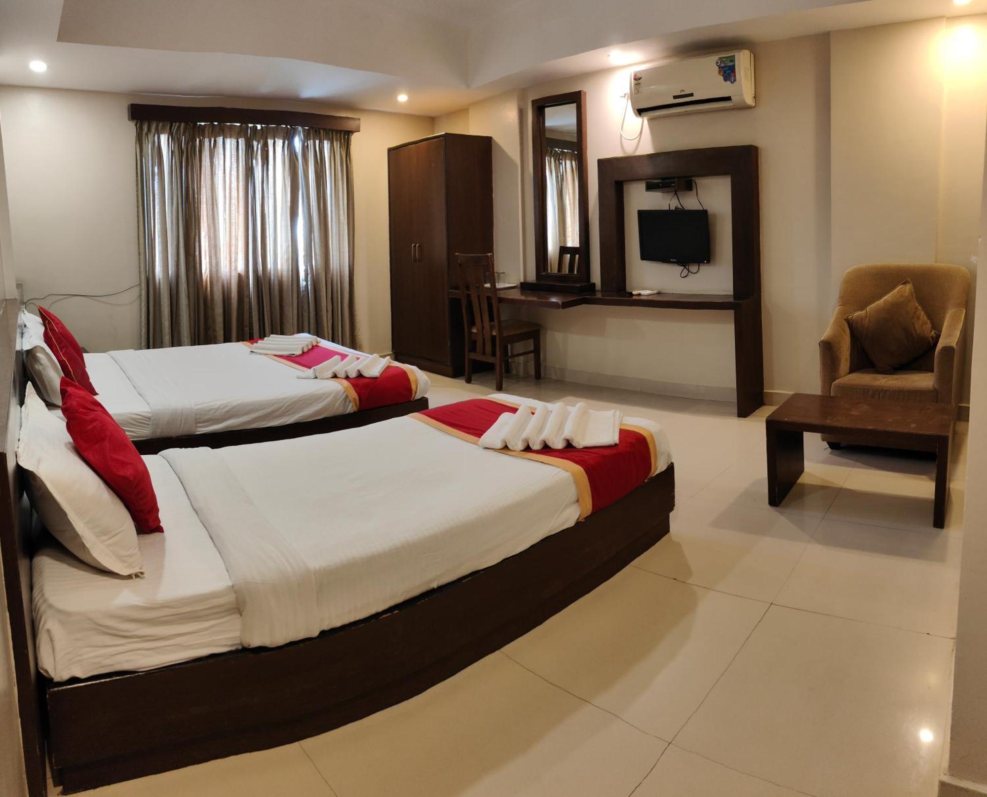 Green Wood Inn Mysore Near Palace Экстерьер фото